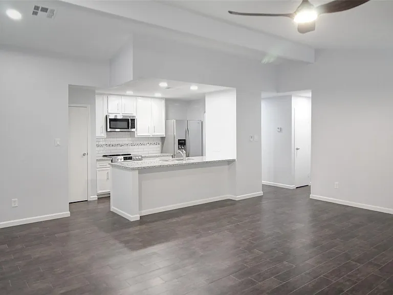 28 E Brookberry Ct — Photo 5