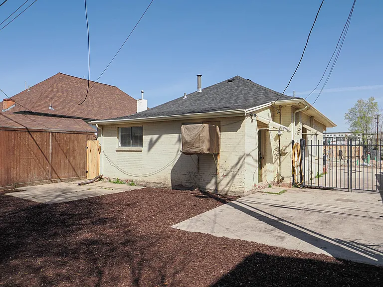 843 W Emeril Ave — Photo 22