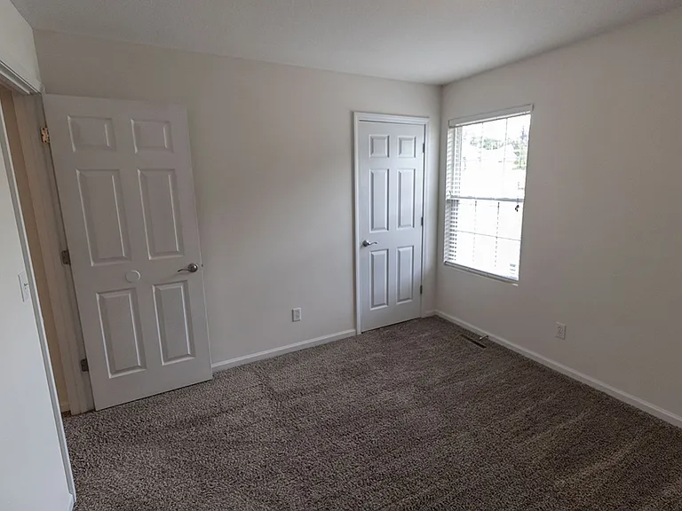 3306 Saint Charles Rd — Photo 25