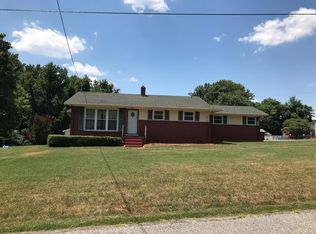 101 Garden Dr, Ridgeway, VA 24148