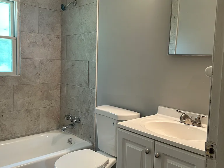 4622 Silverleaf Dr — Photo 4
