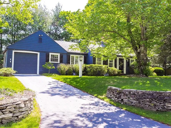 144 Sweetfern Rd, Warwick, RI 02888