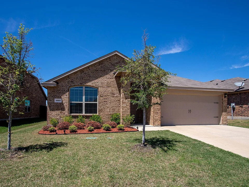 1063 Decker Dr