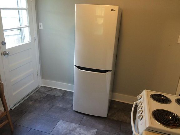 New LG refrigerator with freezer on bottom