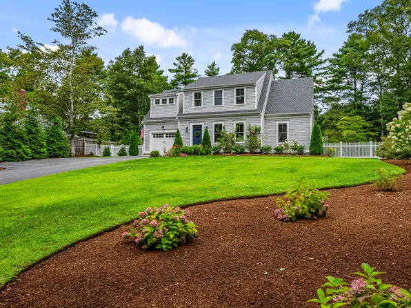 20 Wedgewood Drive, Centerville, MA 02632