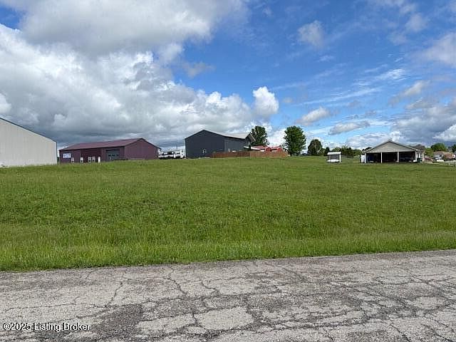 2nd image of 103 Apache Ct