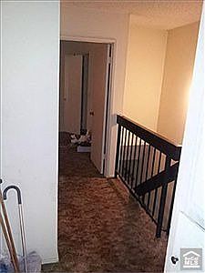 5th image of 932 Cabrillo Dr