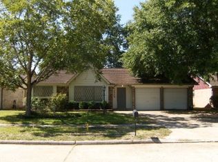 16239 Autumn Wind Dr, Houston, TX 77090