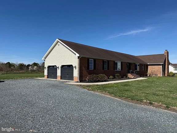 2nd image of 1911 Dailsville Rd