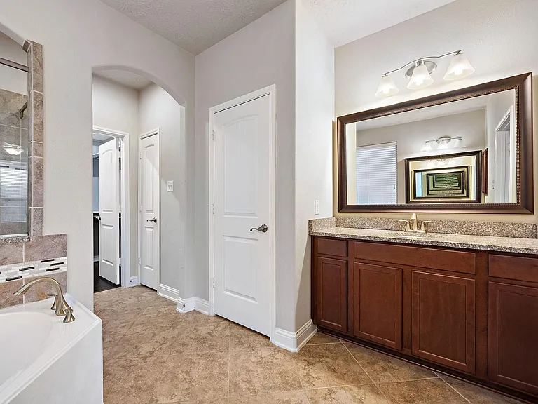 20711 Bristol Meadow Ln — Photo 18