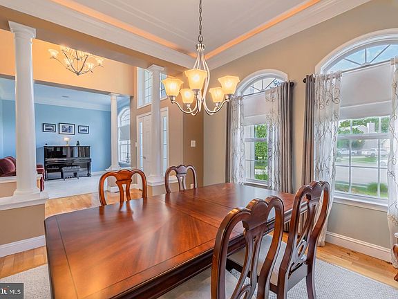 3rd image of 426 Bella Vita Ct