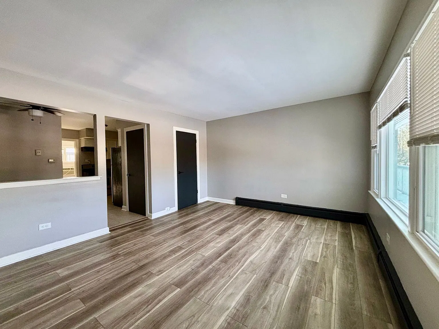 Salt Creek Apartments — Photo 2
