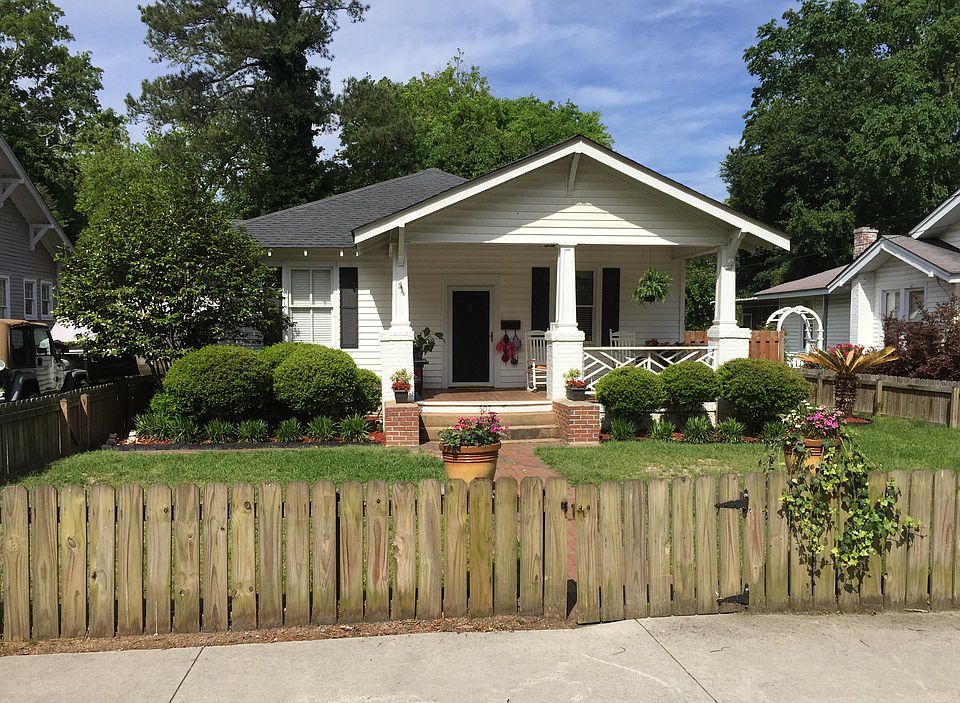 Fenced-in w/ large porch