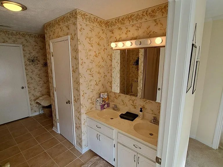4999 Atkinson Rd #A — Photo 25