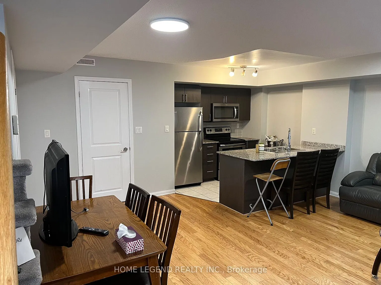 3 bed, $2,999 — Photo 3