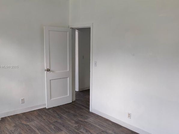 jacksonville-florida-154611076 picture