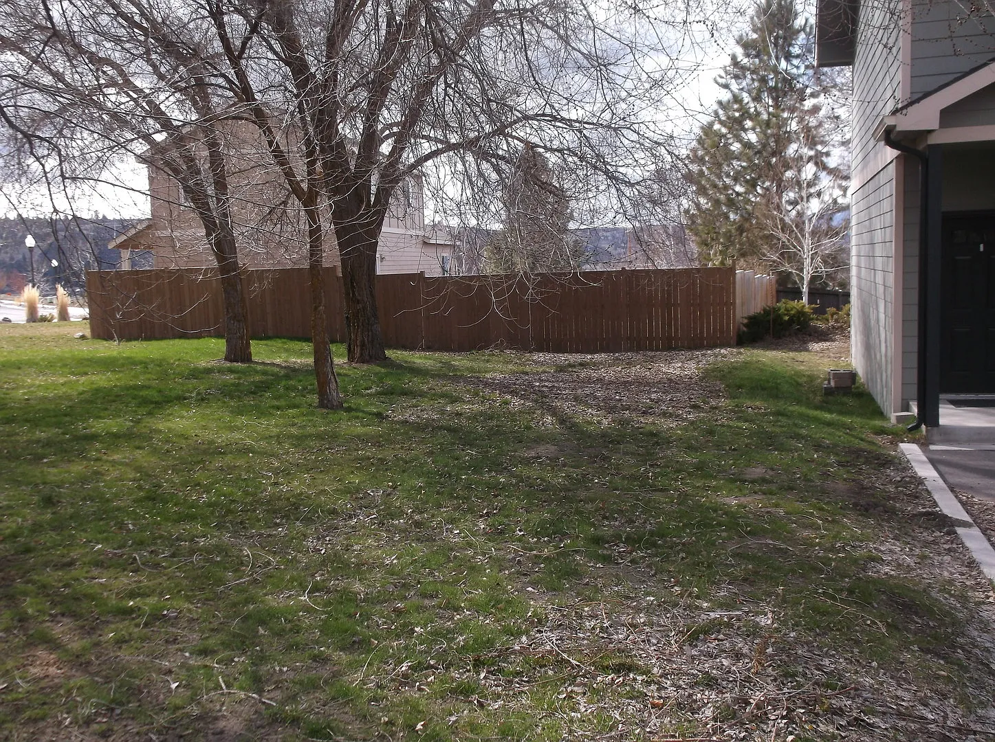 812 W Oregon Ave — Photo 4