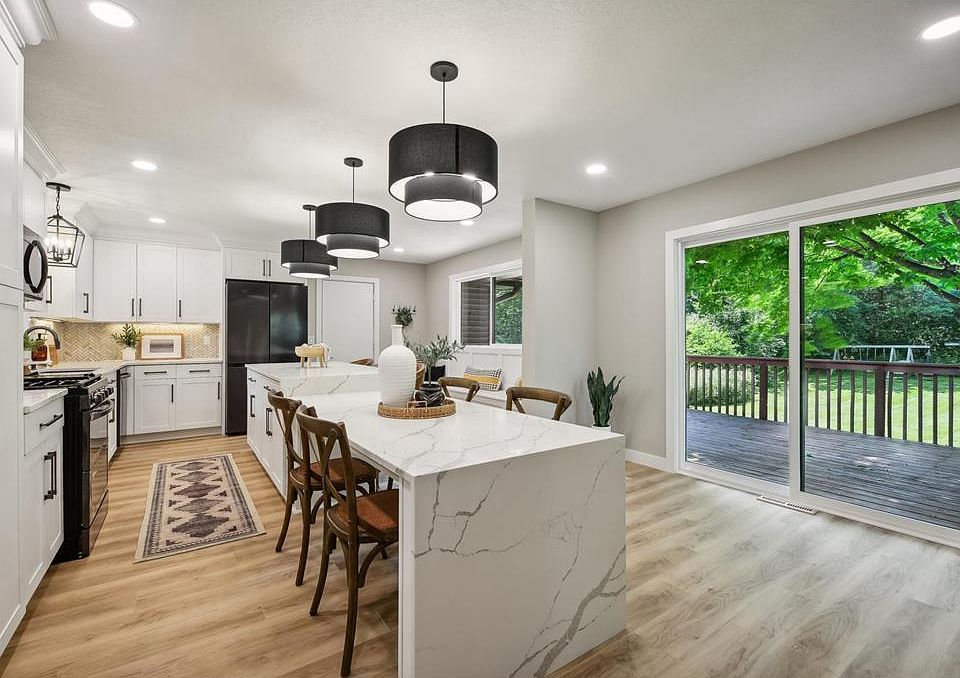 1st image of 6860 Rosemary Rd