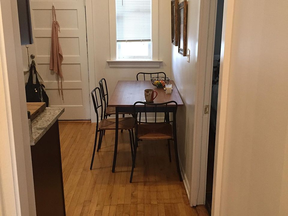 small dining area in kitchen