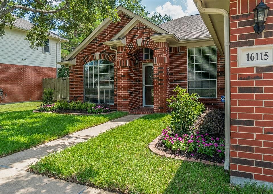 1st image of 16115 Aberdeen Forest Dr