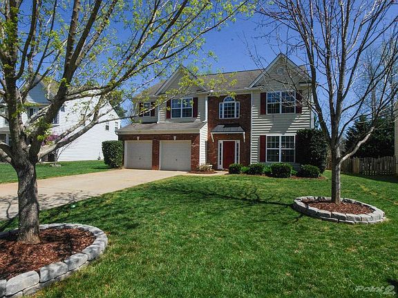 Front with Nice Trees