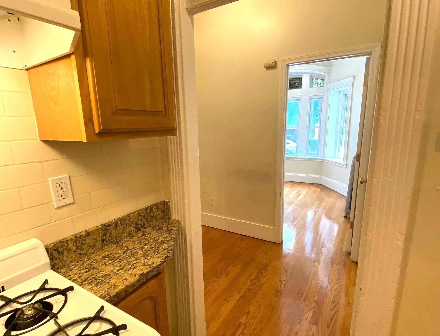 1 bed, 1.0 bath, $2,950 — Photo 3
