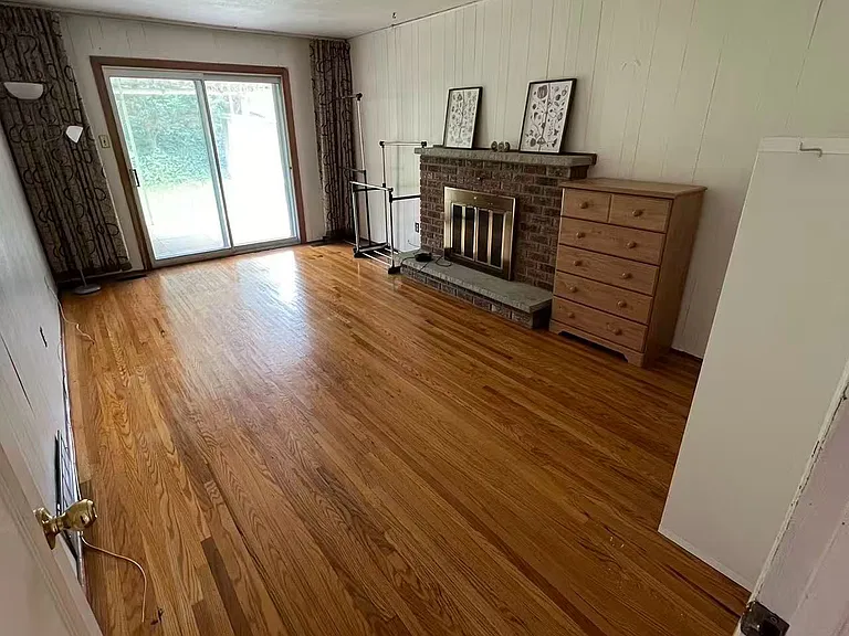 95 Pineway Blvd #LOWER — Photo 3
