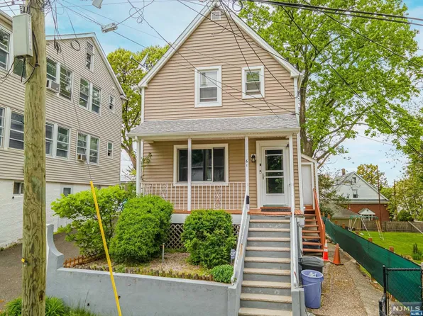 61 Schley St, Garfield, NJ 07026