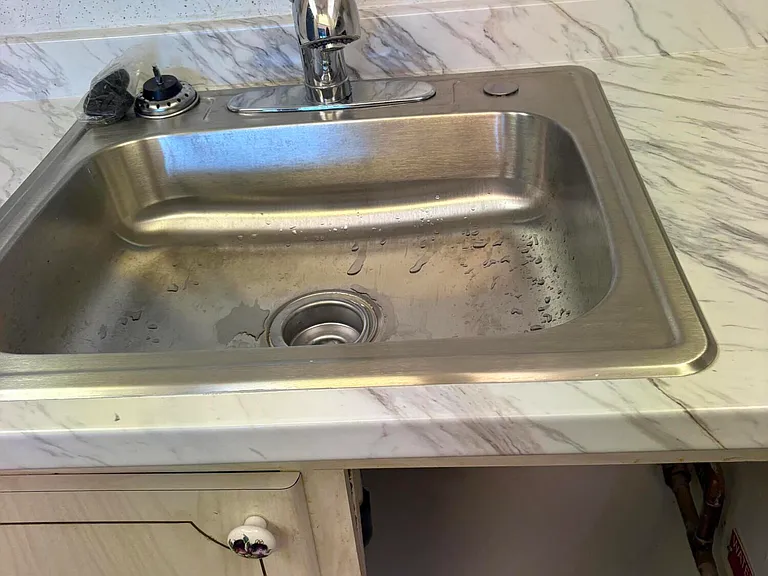 372 Camden Dr #P — Photo 8