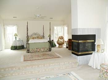 3rd image of 3403 Waples Glen Ct