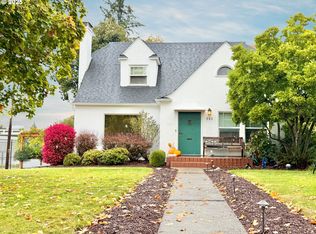 342 W Chapman Ave, Roseburg, OR 97470