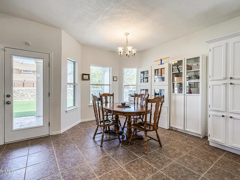 10904 Duster Dr — Photo 15
