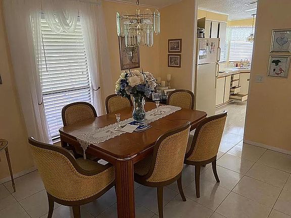 4th image of 381 Bimini Cay