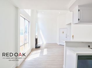 15132 Magnolia Blvd #204, Sherman Oaks, CA 91403