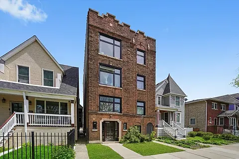 4129 N Saint Louis Ave #2 — Photo 4