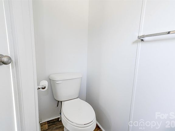 4th image of 2728 Polkville Rd