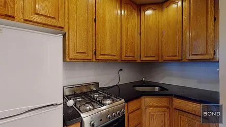 Rented by Bond New York