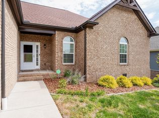 813 Tanager Pl, Lebanon, TN 37087
