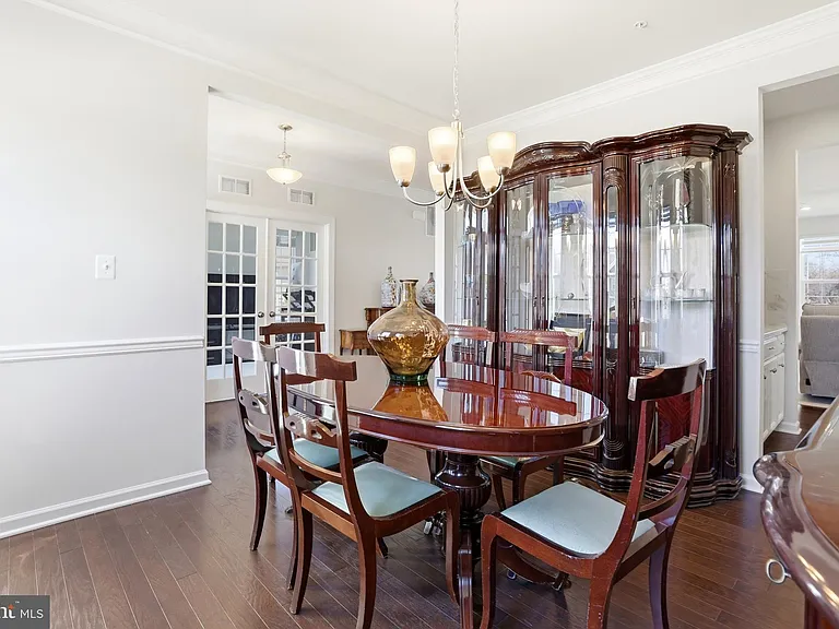 6702 Savannah Dr — Photo 9