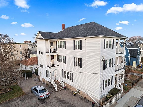 4th image of 38 Eaton St