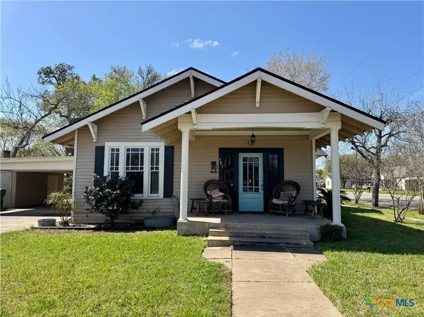 301 E Reuss Blvd, Cuero, TX 77954