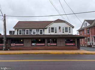 140 W Main St #1, New Holland, PA 17557