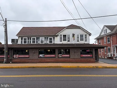 140 W Main St #1 Photo 1