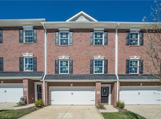 2896 E May St, Pittsburgh, PA 15234