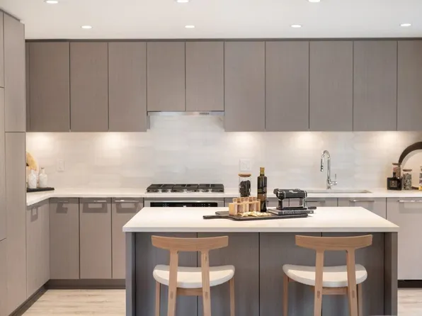 1330 Wellon St #177, Coquitlam, BC V3E 0V3