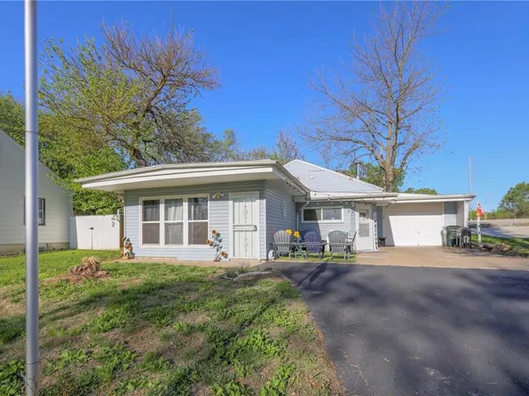 3030 N 75th Ter, Kansas City, KS 66109