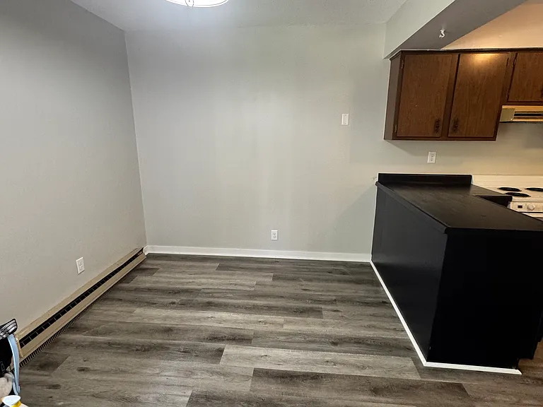 508 E Provost St #4 — Photo 2