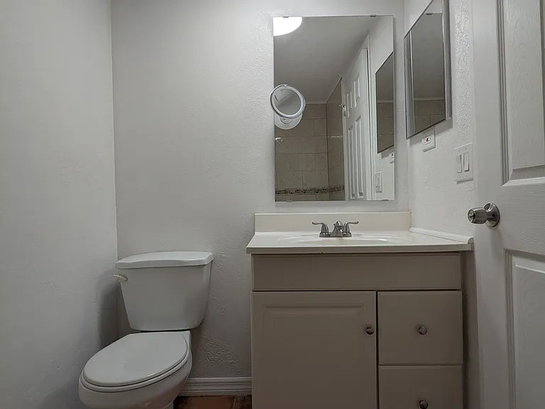 5102 Puritan Cir #5101 — Photo 17