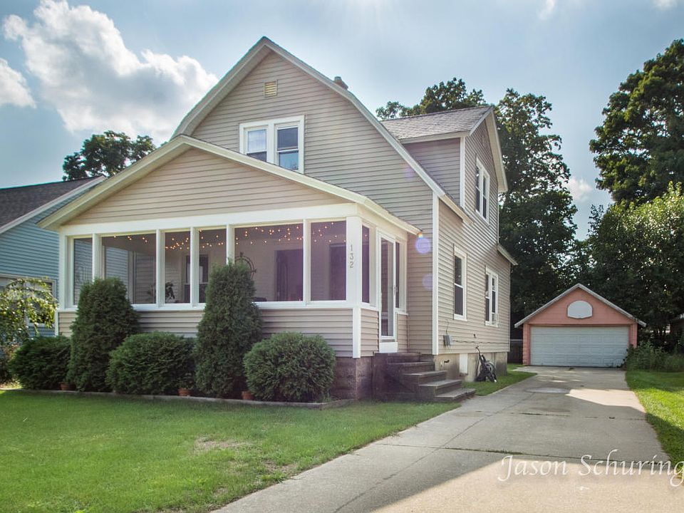 1st image of 132 Sanford St