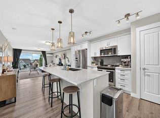 110 S Auburn Meadows Vw SE #314, Calgary, AB T3M2M2